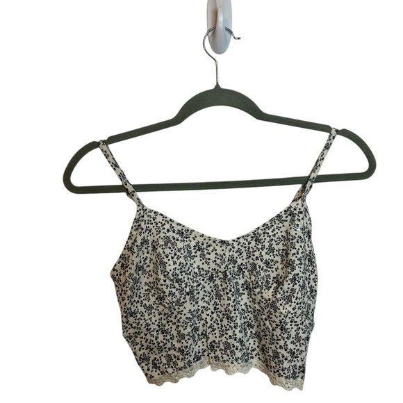 NWT American Eagle Ditsy Floral Cropped Tank - Picture 1 of 6